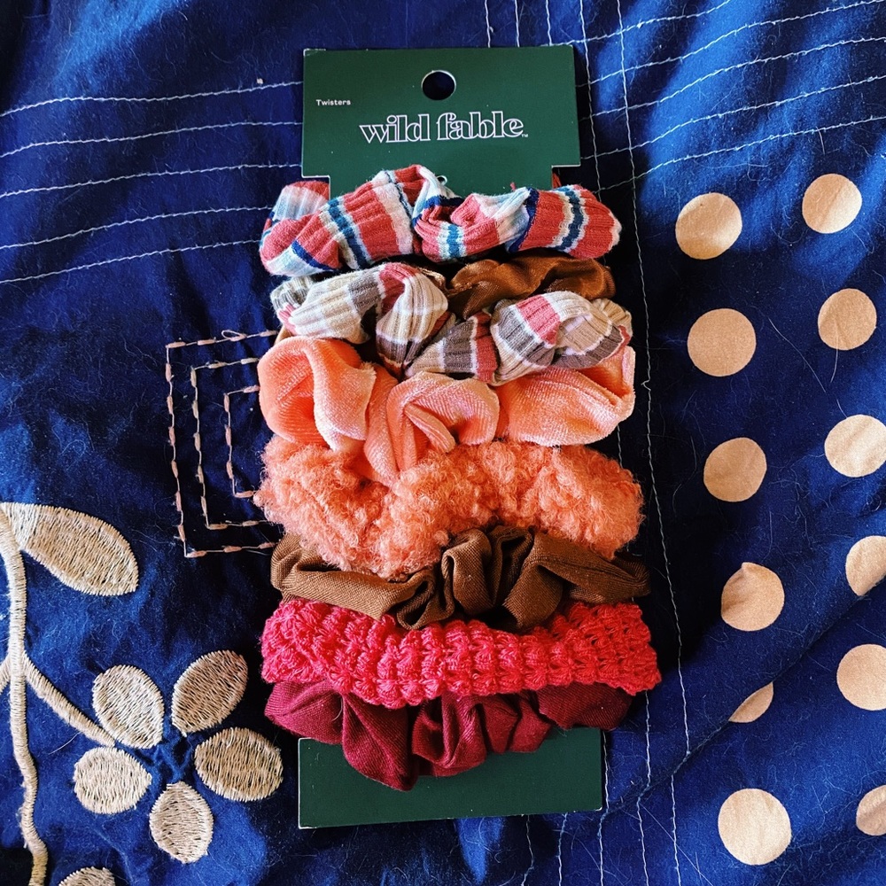 scrunchy set 🌺